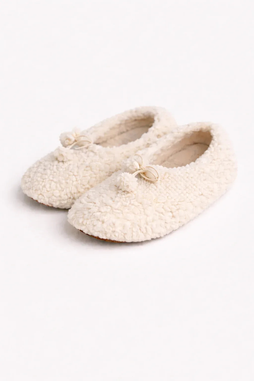 Adult Natural Wool Slippers - White - MellowConceptStore