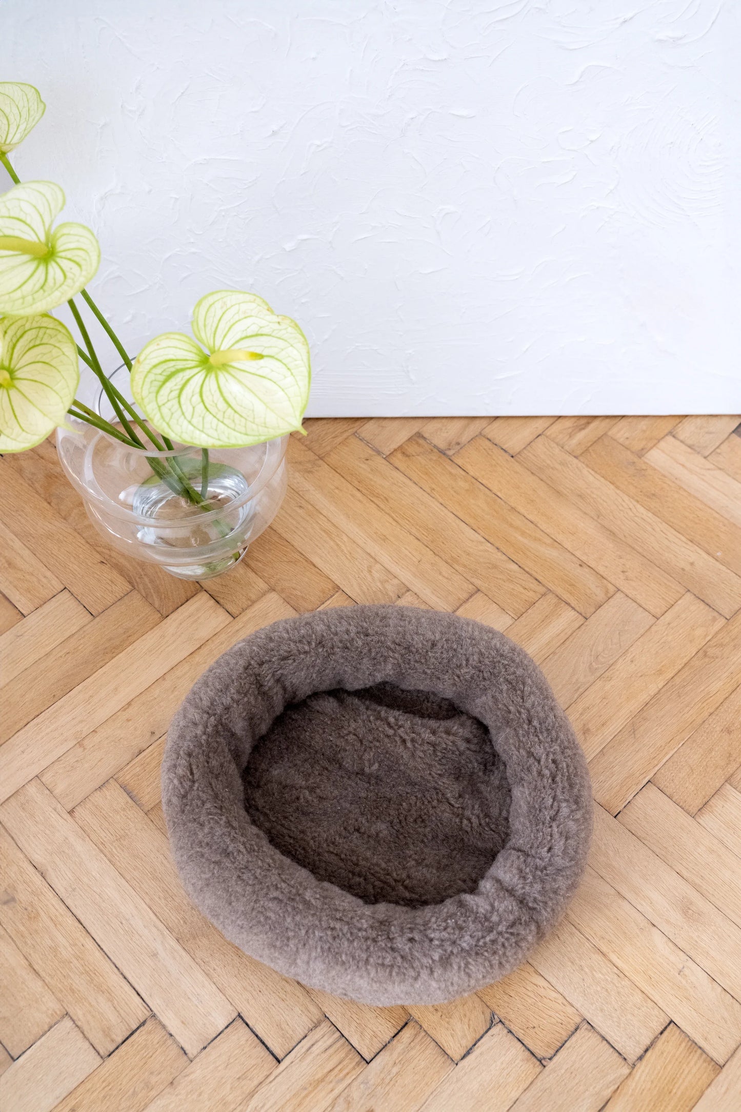 Round Natural Wool Pet Bed - Beige - MellowConceptStore