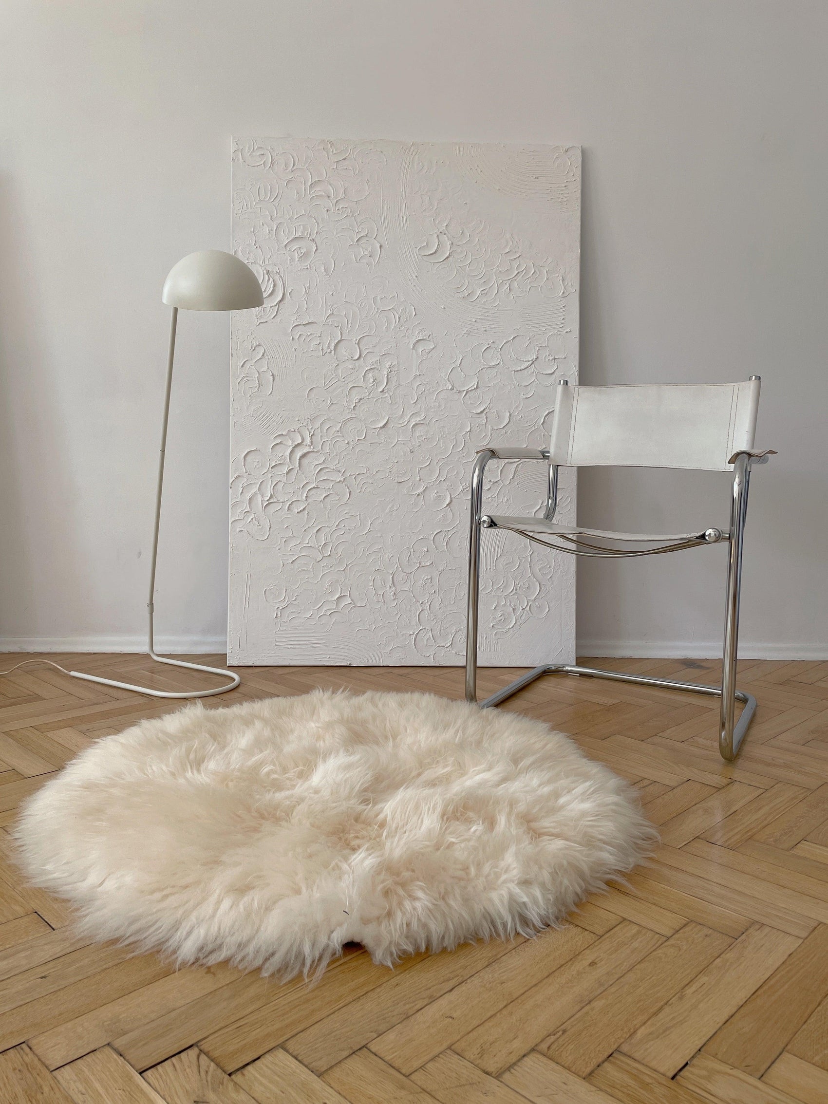 Natural Sheepskin Ivory Carpet - Round - MellowConceptStore