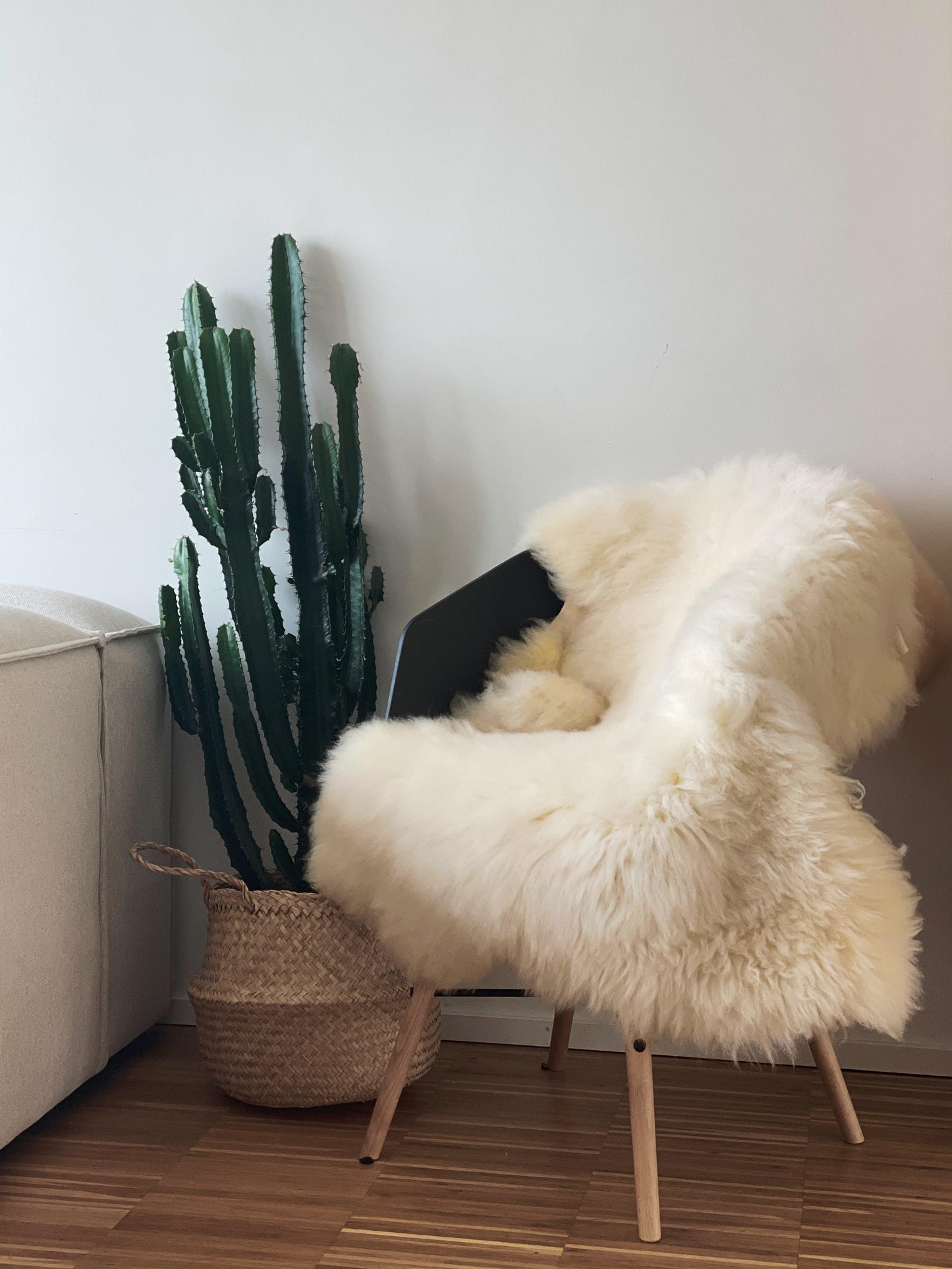 Ivory Natural Sheepskin Rug
