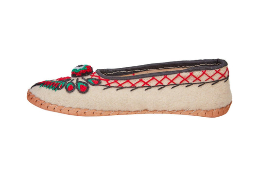 Adult Woolen Slippers (felt) with ornaments - MellowConceptStore