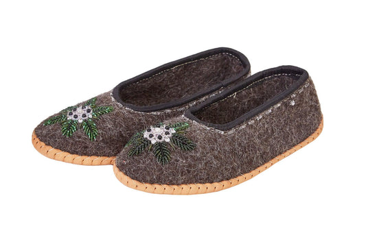 Adult Woolen Slippers (felt) with beads - MellowConceptStore