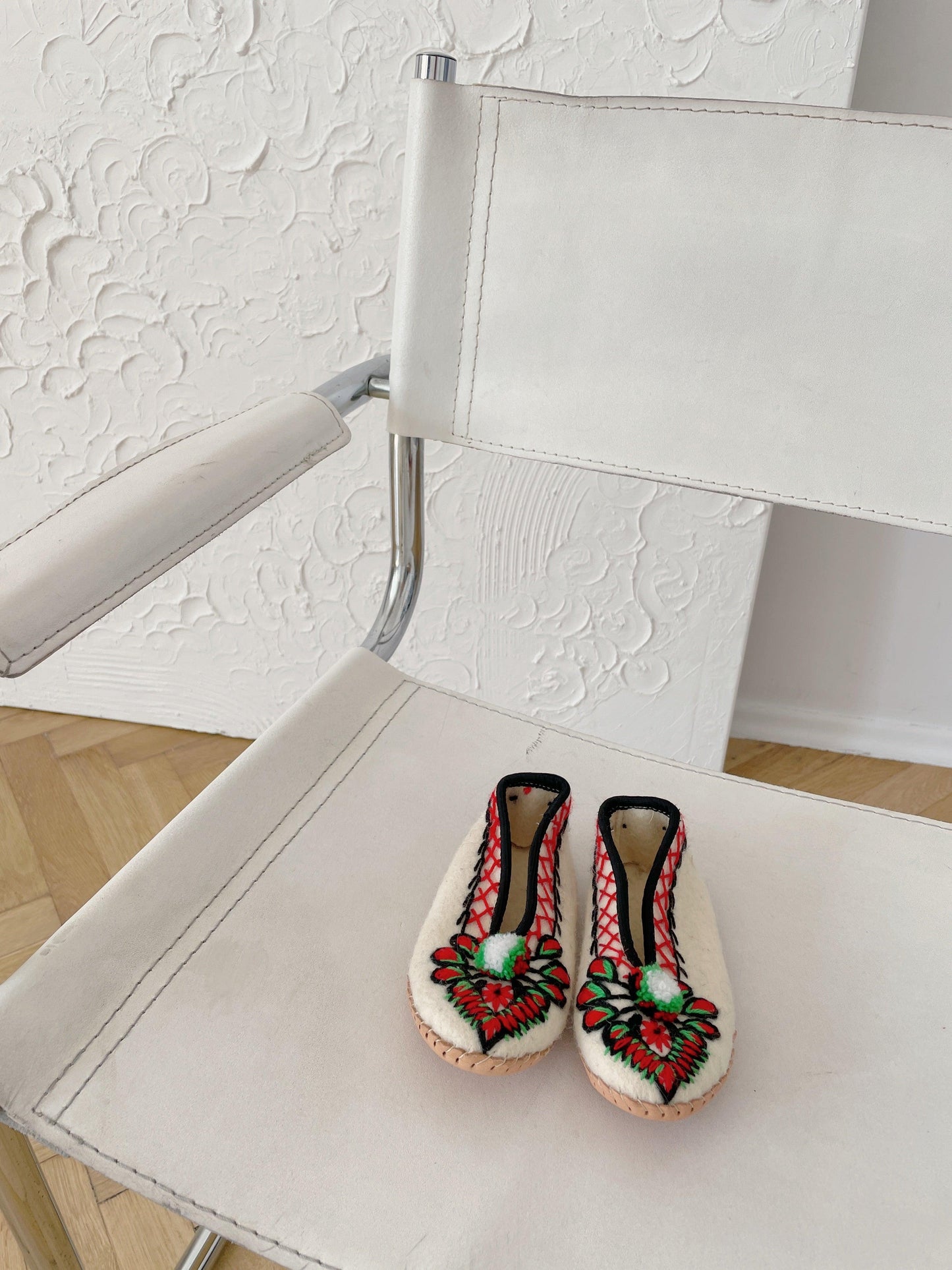 Baby Woolen Slippers (felt) - MellowConceptStore